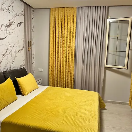 Lyden Hotel Golem (Tirana)