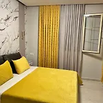 Lyden Hotel Golem (Tirana)